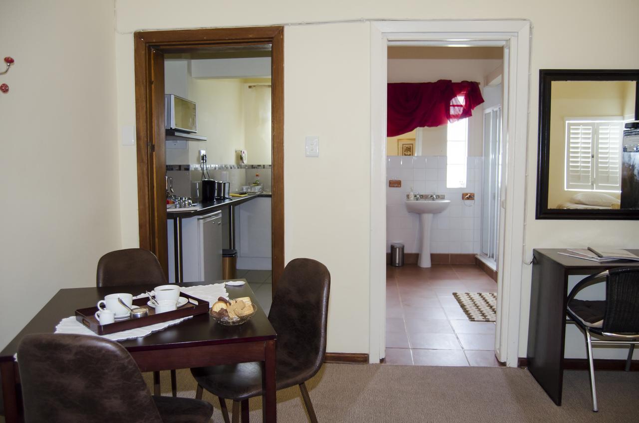 Annies House Bed & Breakfast Cradock Dış mekan fotoğraf
